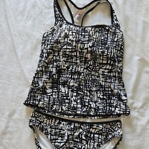 Victoria's Secret Black and White Top